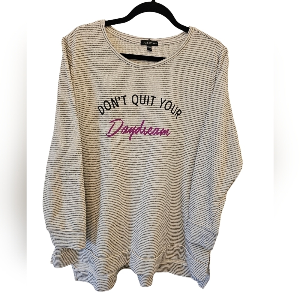 Lane Bryant 22/24 Cotton Blend Graphic White Gray Stripe Long Sleeve Tee